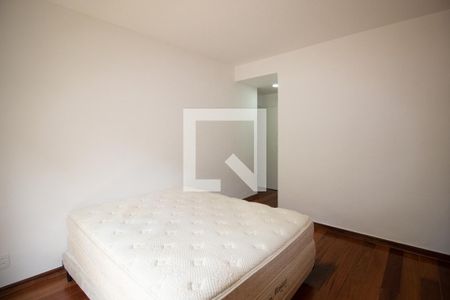 Apartamento para alugar com 210m², 3 quartos e 1 vaga Apartamento para alugar com 210m², 3 quartos e 1 vagaSuíte