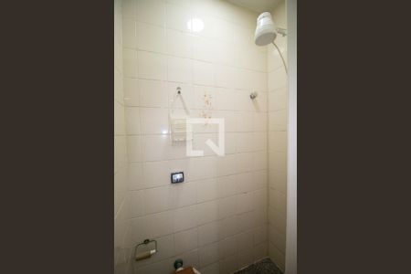 Apartamento para alugar com 210m², 3 quartos e 1 vaga Apartamento para alugar com 210m², 3 quartos e 1 vagaBanheiro da Suíte da Área de serviço