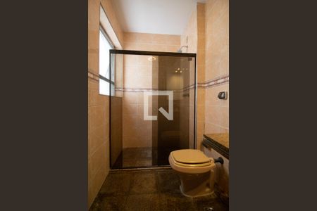 Apartamento para alugar com 210m², 3 quartos e 1 vaga Apartamento para alugar com 210m², 3 quartos e 1 vagaBanheiro da Suíte - box