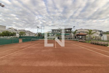 Casa de condomínio à venda com 490m², 5 quartos e 3 vagas Casa de condomínio à venda com 490m², 5 quartos e 3 vagasÁrea comum