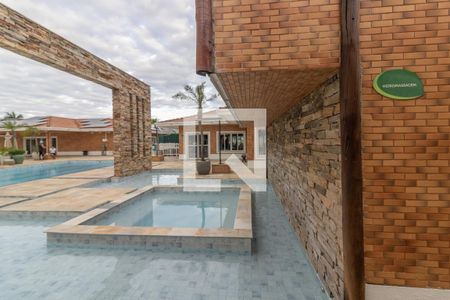 Casa de condomínio à venda com 490m², 5 quartos e 3 vagas Casa de condomínio à venda com 490m², 5 quartos e 3 vagasÁrea comum