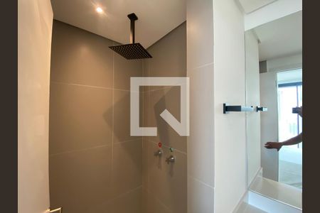 Banheiro de apartamento para alugar com 1 quarto, 40m² em Jardim das Bandeiras, São Paulo