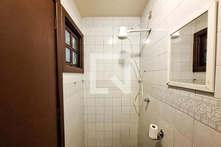 Casa à venda com 490m², 3 quartos e 3 vagasBanheiro de serviço