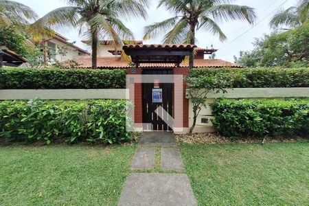 Casa à venda com 490m², 3 quartos e 3 vagasFachada