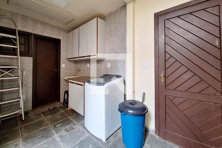 Casa à venda com 490m², 3 quartos e 3 vagasÁrea de Serviço