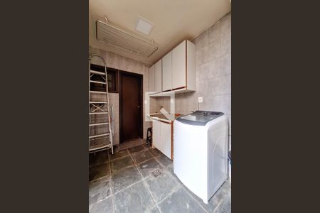 Casa à venda com 490m², 3 quartos e 3 vagasÁrea de Serviço