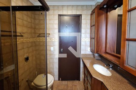 Casa à venda com 490m², 3 quartos e 3 vagasBanheiro da Suíte 2