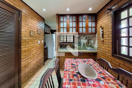 Casa à venda com 490m², 3 quartos e 3 vagasCozinha