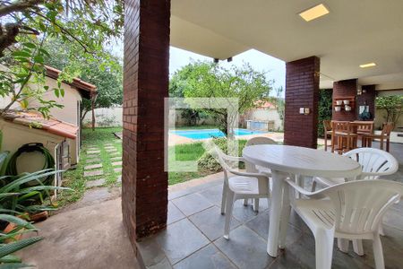 Casa à venda com 490m², 3 quartos e 3 vagasChurrasqueira