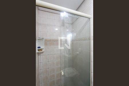 Casa à venda com 378m², 4 quartos e 2 vagas Casa à venda com 378m², 4 quartos e 2 vagasBanheiro social