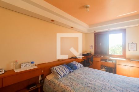 Casa à venda com 378m², 4 quartos e 2 vagas Casa à venda com 378m², 4 quartos e 2 vagasSuite 2