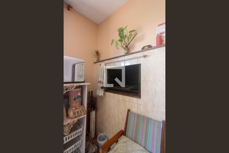 Casa à venda com 378m², 4 quartos e 2 vagas Casa à venda com 378m², 4 quartos e 2 vagasCozinha