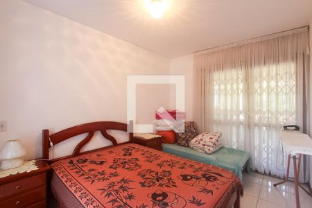 Casa à venda com 378m², 4 quartos e 2 vagas Casa à venda com 378m², 4 quartos e 2 vagasSuite 1