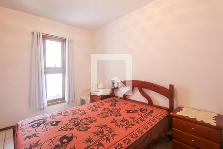 Casa à venda com 378m², 4 quartos e 2 vagas Casa à venda com 378m², 4 quartos e 2 vagasSuite 1