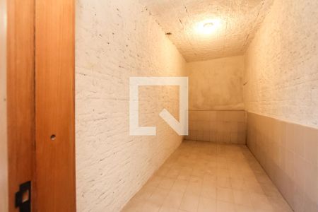 Casa à venda com 378m², 4 quartos e 2 vagas Casa à venda com 378m², 4 quartos e 2 vagasÁrea comum