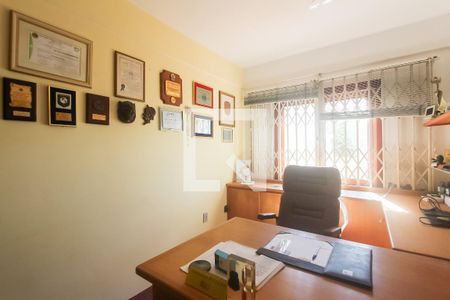 Escritório de casa à venda com 4 quartos, 378m² em Vila Jardim, Porto Alegre