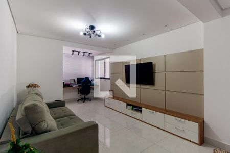 Sala de casa à venda com 3 quartos, 276m² em Vila Darli, São Paulo