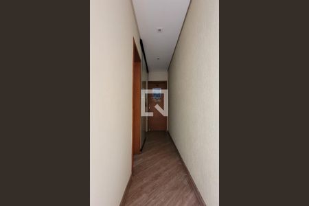 Corredor de casa à venda com 3 quartos, 109m² em Vila Homero Thon, Santo André
