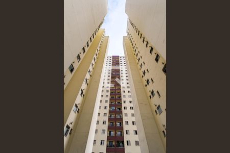 Apartamento à venda com 72m², 3 quartos e 1 vaga Apartamento à venda com 72m², 3 quartos e 1 vagaFachada do bloco