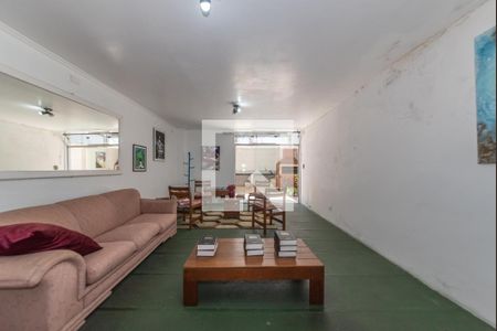 Casa à venda com 275m², 3 quartos e sem vaga Casa à venda com 275m², 3 quartos e sem vagaÁrea Gourmet - Sala