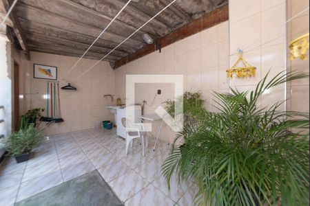 Casa à venda com 275m², 3 quartos e sem vaga Casa à venda com 275m², 3 quartos e sem vagaLavanderia