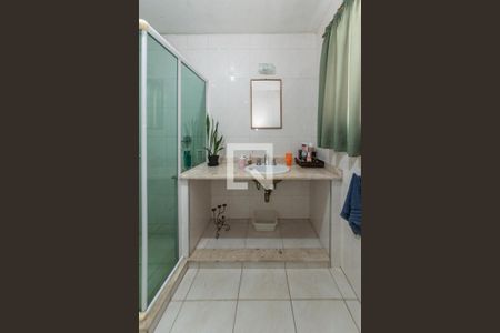 Casa à venda com 275m², 3 quartos e sem vaga Casa à venda com 275m², 3 quartos e sem vagaBanheiro Social