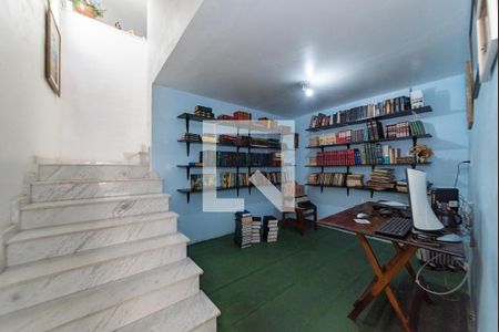 Casa à venda com 275m², 3 quartos e sem vaga Casa à venda com 275m², 3 quartos e sem vagaEscritório - Piso Inferior