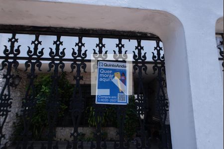 Casa à venda com 275m², 3 quartos e sem vaga Casa à venda com 275m², 3 quartos e sem vagaPlaquinha