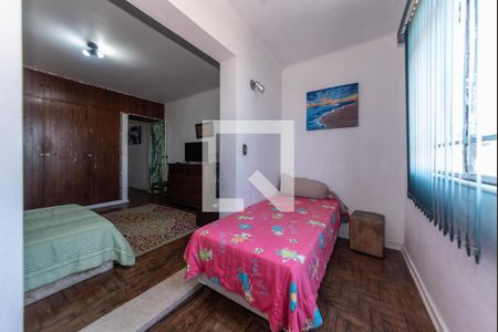 Casa à venda com 275m², 3 quartos e sem vaga Casa à venda com 275m², 3 quartos e sem vagaEscritório - Piso Superior