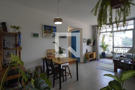 Sala de apartamento para alugar com 2 quartos, 69m² em Santa Rosa, Niterói