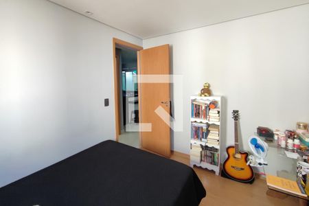 Quarto 2 de apartamento à venda com 2 quartos, 52m² em Jardim Esmeraldina, Campinas