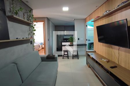 Sala de apartamento à venda com 2 quartos, 52m² em Jardim Esmeraldina, Campinas