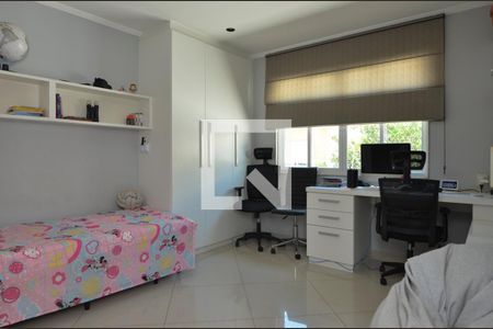 Casa de condomínio à venda com 431m², 6 quartos e 6 vagasSuite 4