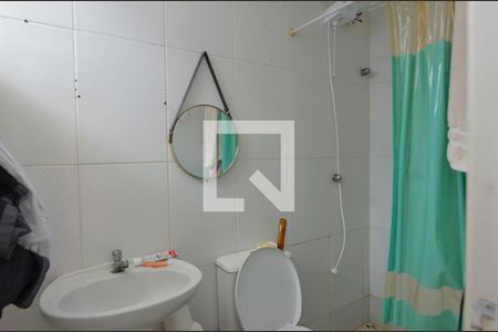 Casa de condomínio à venda com 431m², 6 quartos e 6 vagasBanheiro de Serviço