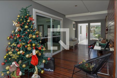 Casa de condomínio à venda com 431m², 6 quartos e 6 vagasVaranda