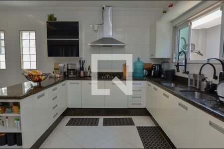 Casa de condomínio à venda com 431m², 6 quartos e 6 vagasCozinha