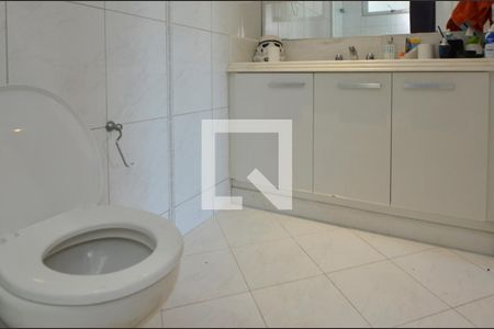 Casa de condomínio à venda com 431m², 6 quartos e 6 vagasSuite 2