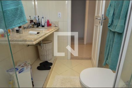 Casa de condomínio à venda com 431m², 6 quartos e 6 vagasBanheiro da Suíte 3