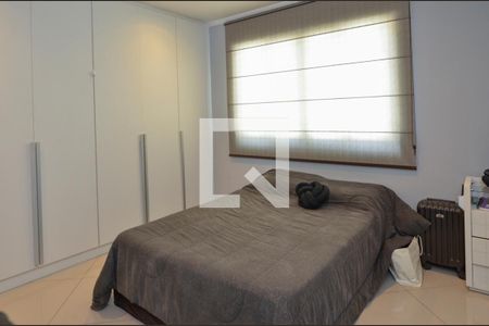 Casa de condomínio à venda com 431m², 6 quartos e 6 vagasSuite 3