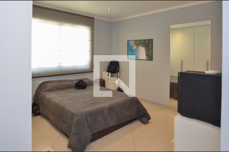 Casa de condomínio à venda com 431m², 6 quartos e 6 vagasSuite 3