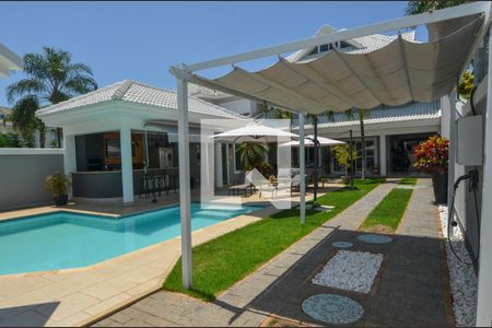 Casa de condomínio à venda com 431m², 6 quartos e 6 vagasÁrea externa