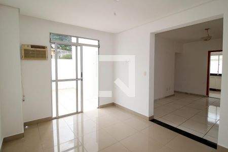 Sala de apartamento à venda com 3 quartos, 110m² em São João Batista, Belo Horizonte