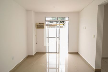 Sala de apartamento à venda com 3 quartos, 110m² em São João Batista, Belo Horizonte