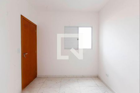 Quarto 2 de apartamento para alugar com 2 quartos, 41m² em Vila Rosaria, São Paulo