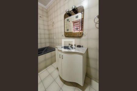 Casa para alugar com 120m², 3 quartos e 1 vagaBanheiro