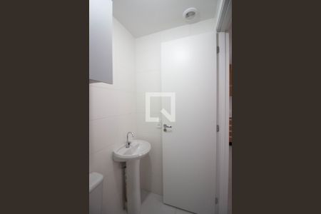 Apartamento para alugar com 35m², 2 quartos e sem vaga Apartamento para alugar com 35m², 2 quartos e sem vagaBanheiro