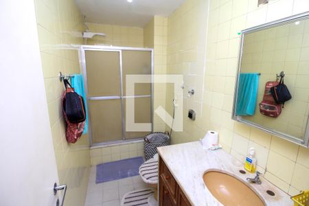 Apartamento à venda com 110m², 3 quartos e 1 vagaBanheiro da Suíte 2