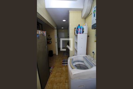 Apartamento à venda com 110m², 3 quartos e 1 vagaÁrea de Serviço