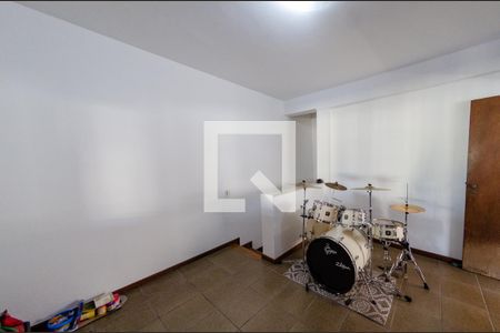 Sala 2 de apartamento à venda com 3 quartos, 173m² em Caiçara-adelaide, Belo Horizonte