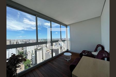 Apartamento à venda com 2 quartos, 92m² em Jardim Paulista, São Paulo